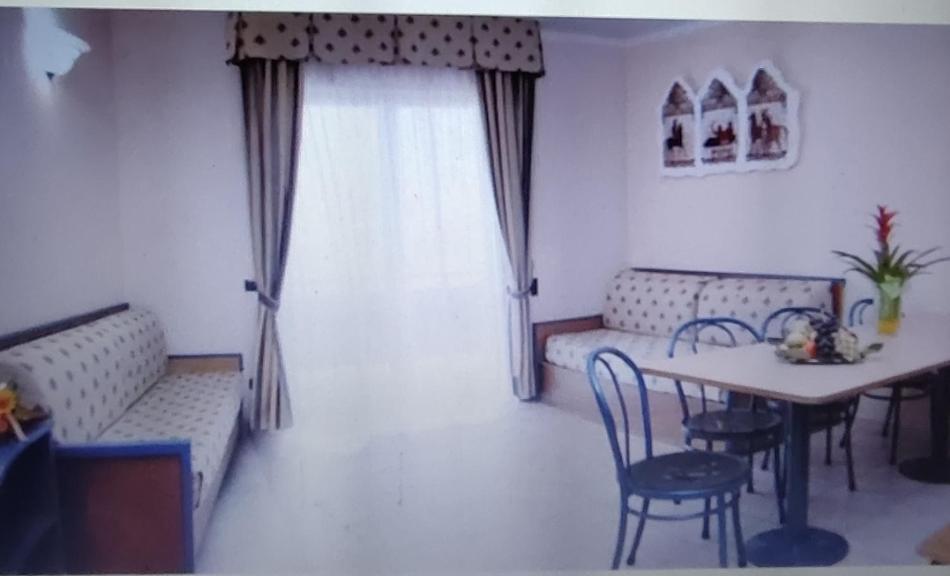 Akiris Aparthotel Нова Сири Марина Екстериор снимка